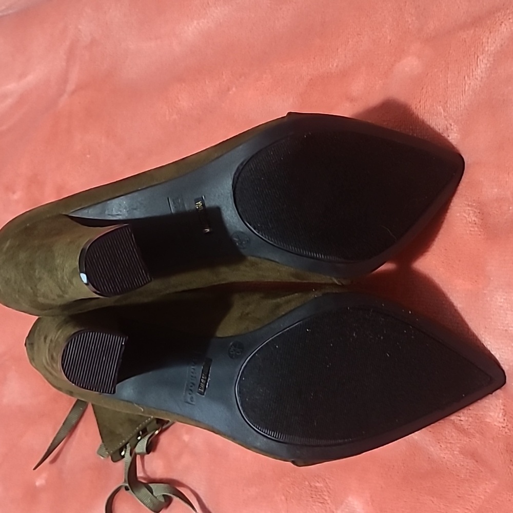 Bamboo Suede Lace Up Boots Size 10 - Picture 7 of 8